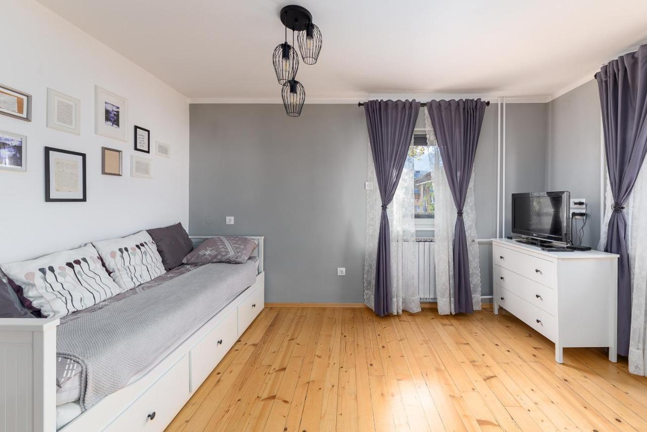 Apartma Ivana & Ivanka بوينج المظهر الخارجي الصورة